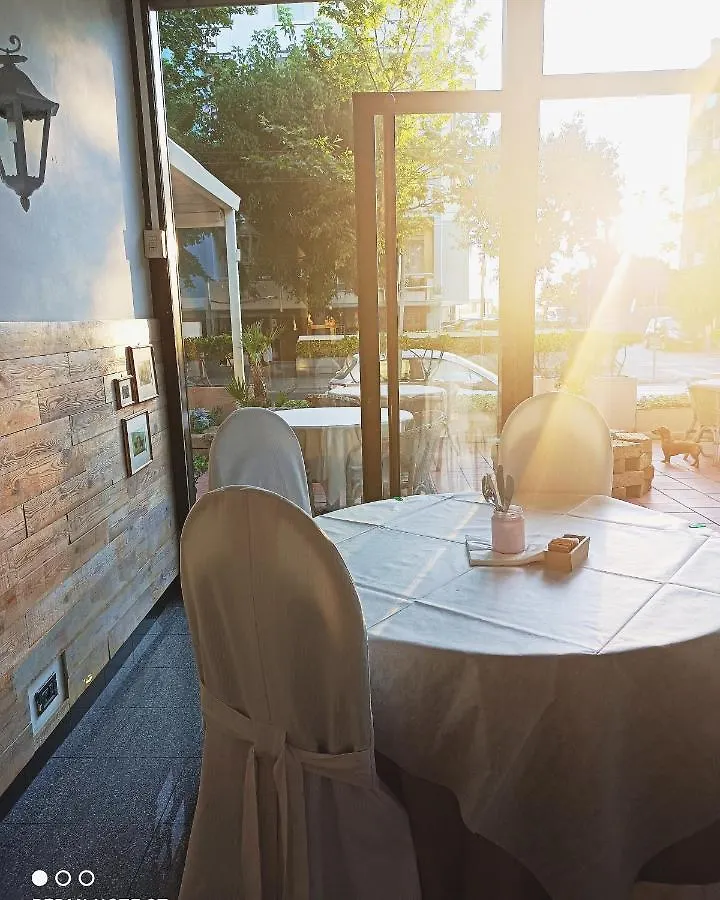 Hotel Garisenda B&B - In Centro A Riccione -
