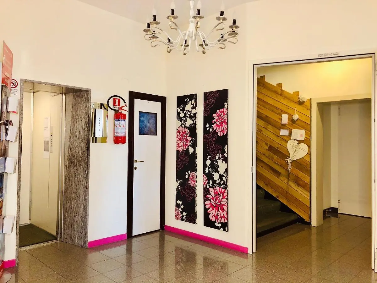 Hotel Garisenda -B&B&Brunch in centro a Riccione-  Riccione